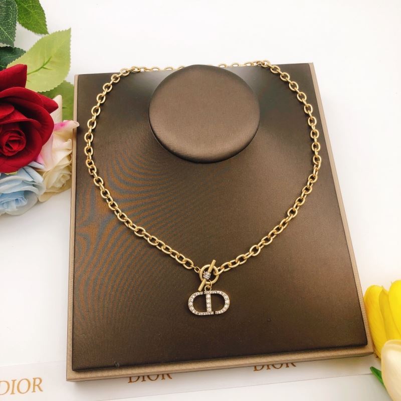 chr1st1an D10r necklaces